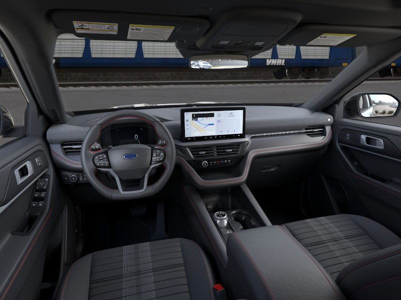 Ford K8K Vehicle Full-screen Gallery Image 9