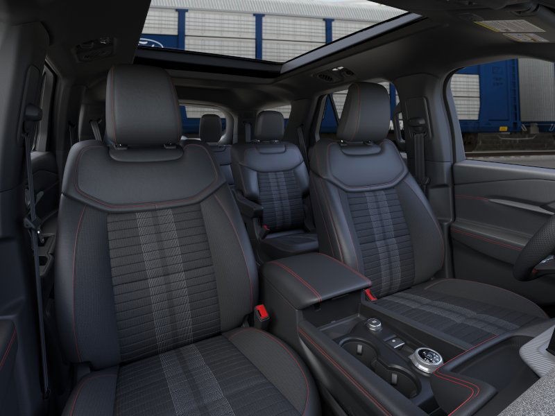 Ford K8K Vehicle Full-screen Gallery Image 10