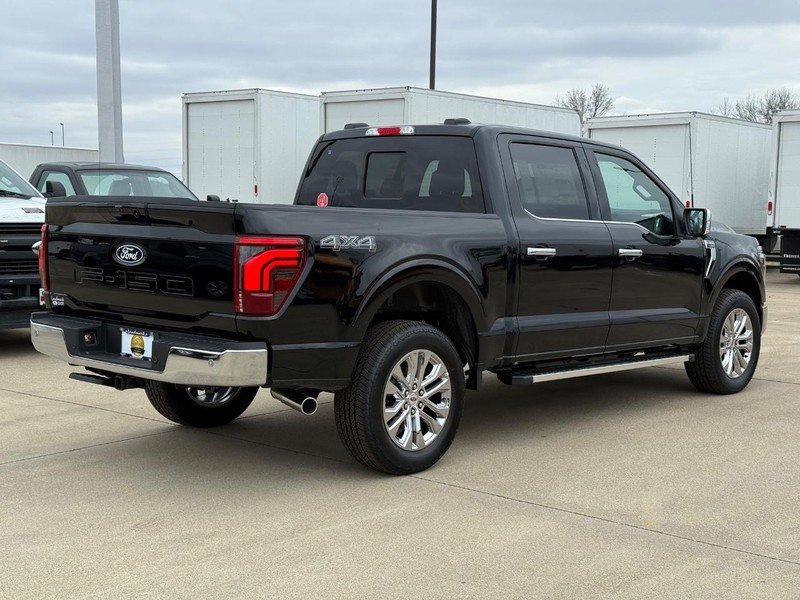 Ford F-150 Vehicle Full-screen Gallery Image 3