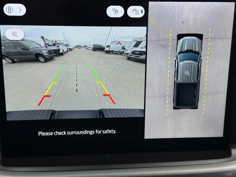 Ford F-150 Vehicle Full-screen Gallery Image 13