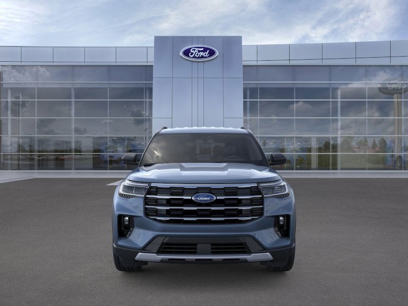 Ford Explorer Vehicle Full-screen Gallery Image 6