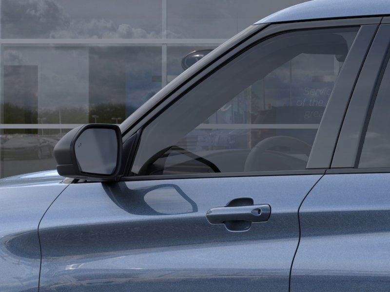 Ford Explorer Vehicle Full-screen Gallery Image 20