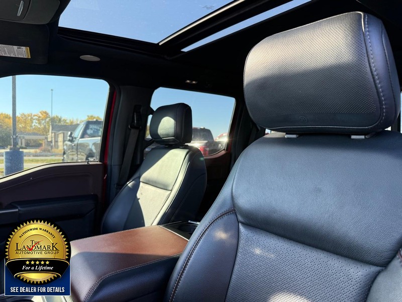 Ford F-150 Vehicle Full-screen Gallery Image 9