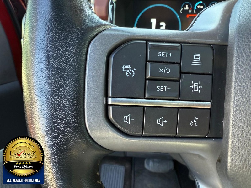 Ford F-150 Vehicle Full-screen Gallery Image 10