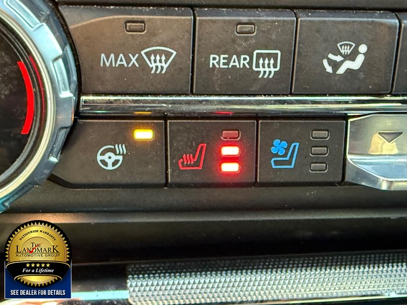 Ford F-150 Vehicle Full-screen Gallery Image 14