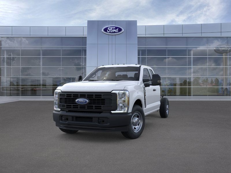 Ford Vehicle Full-screen Gallery Image 2