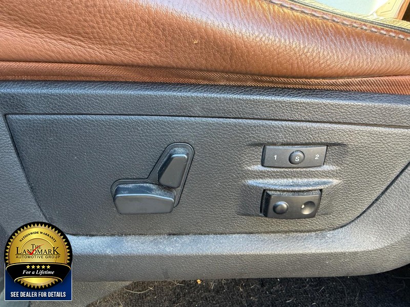 Ram 1500 Vehicle Full-screen Gallery Image 10