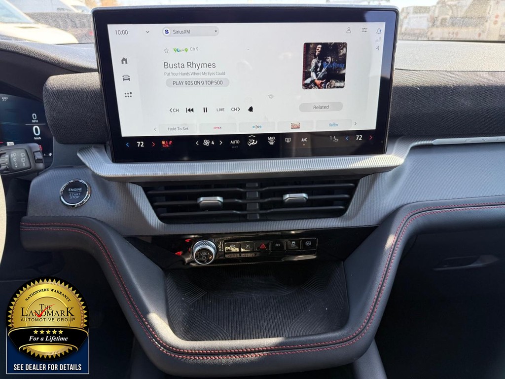 Ford Explorer Vehicle Full-screen Gallery Image 21