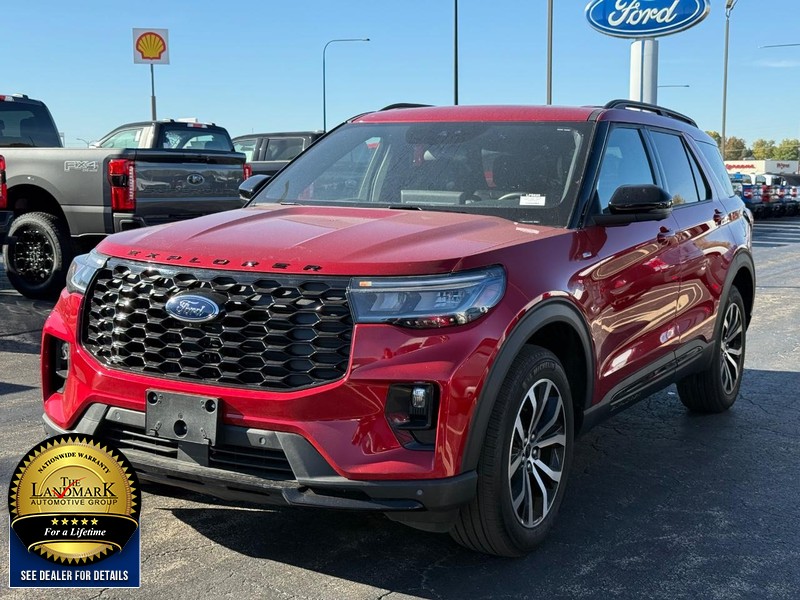 Ford Explorer Vehicle Full-screen Gallery Image 5