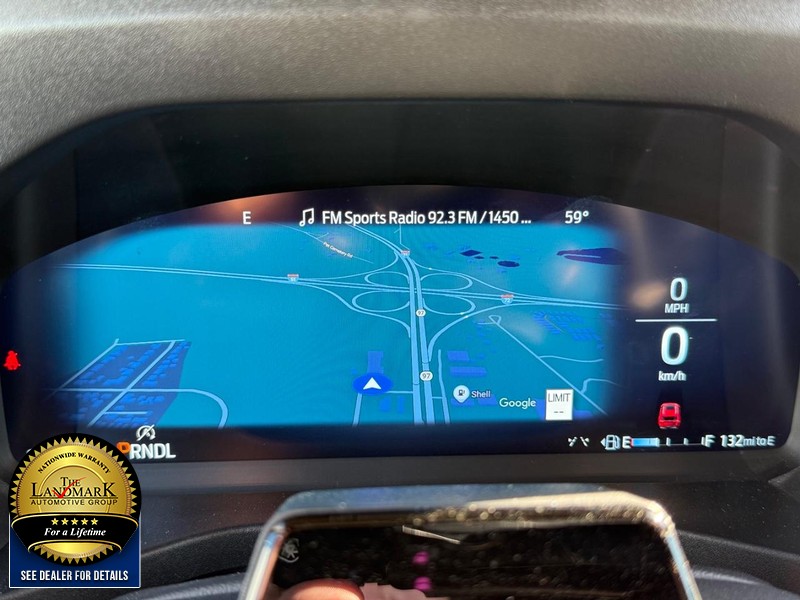 Ford Explorer Vehicle Full-screen Gallery Image 12