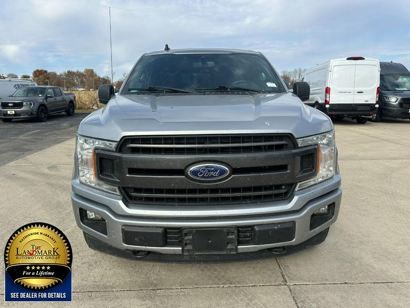 Ford F-150 Vehicle Full-screen Gallery Image 8