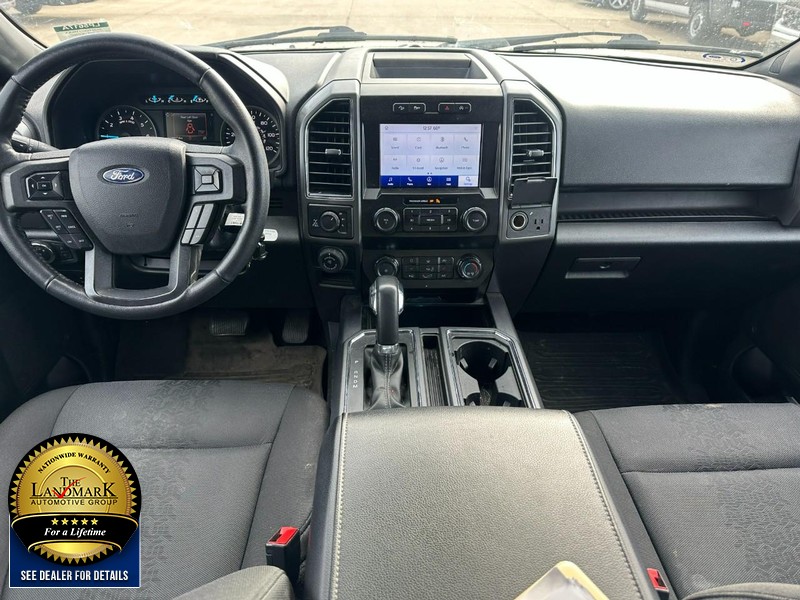 Ford F-150 Vehicle Full-screen Gallery Image 10