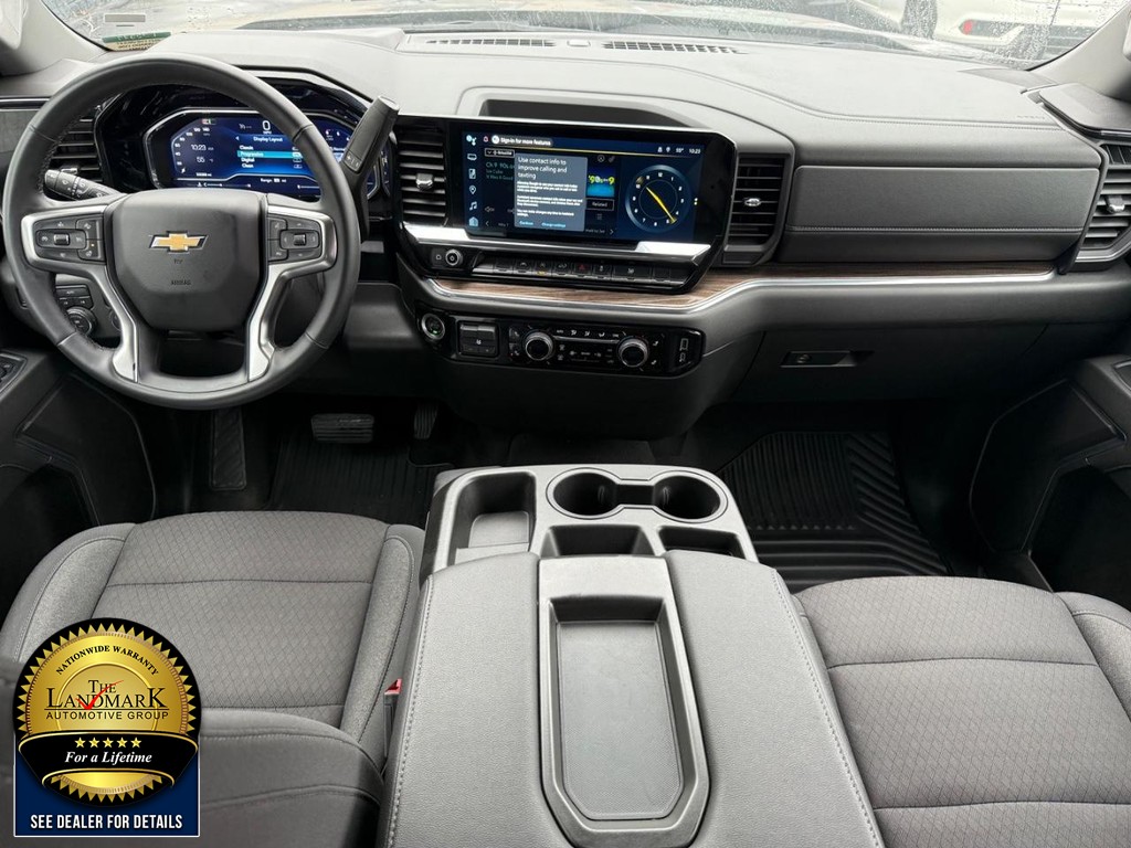 Chevrolet Silverado 1500 Vehicle Full-screen Gallery Image 18
