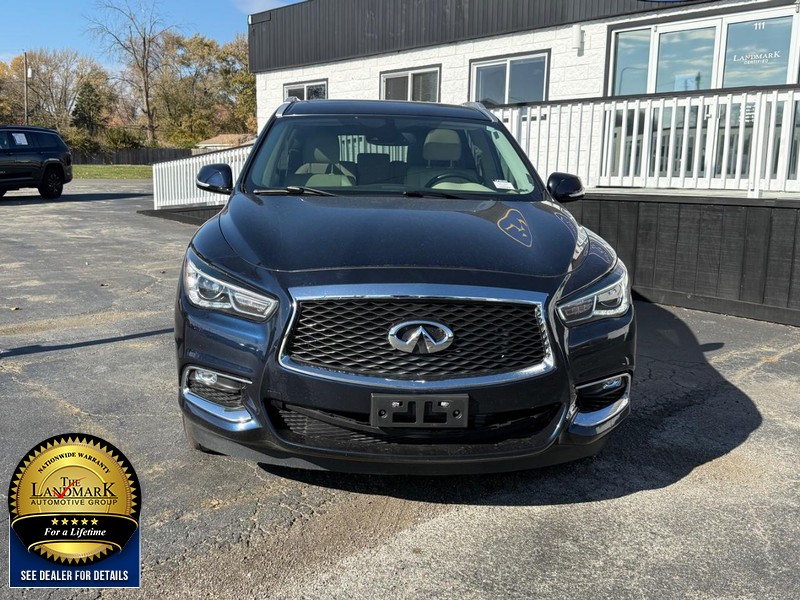 INFINITI QX60 Vehicle Full-screen Gallery Image 4