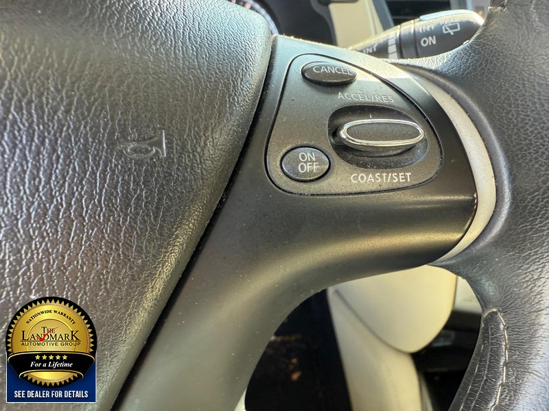 INFINITI QX60 Vehicle Full-screen Gallery Image 11