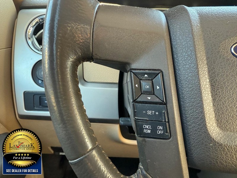 Ford F-150 Vehicle Full-screen Gallery Image 10