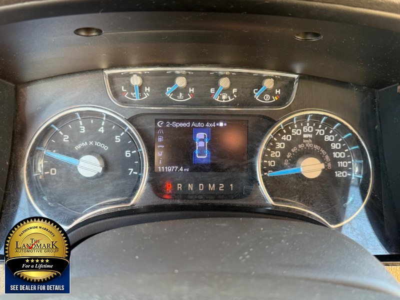 Ford F-150 Vehicle Full-screen Gallery Image 12