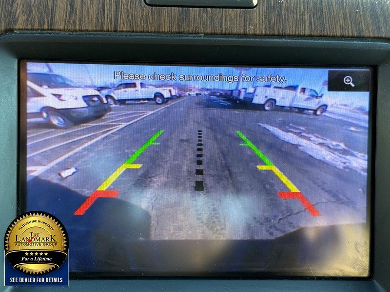 Ford F-150 Vehicle Full-screen Gallery Image 13