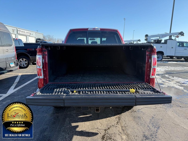 Ford F-150 Vehicle Full-screen Gallery Image 20