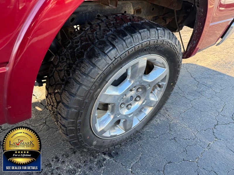 Ford F-150 Vehicle Full-screen Gallery Image 21