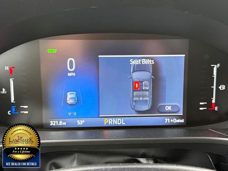 Ford Escape Vehicle Full-screen Gallery Image 12