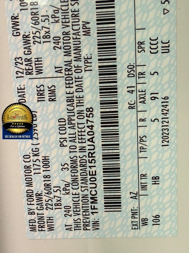 Ford Escape Vehicle Full-screen Gallery Image 22