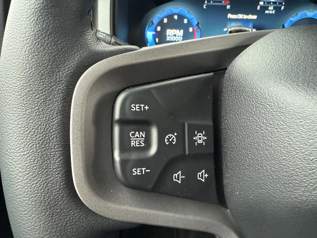 Ford Bronco Vehicle Full-screen Gallery Image 10