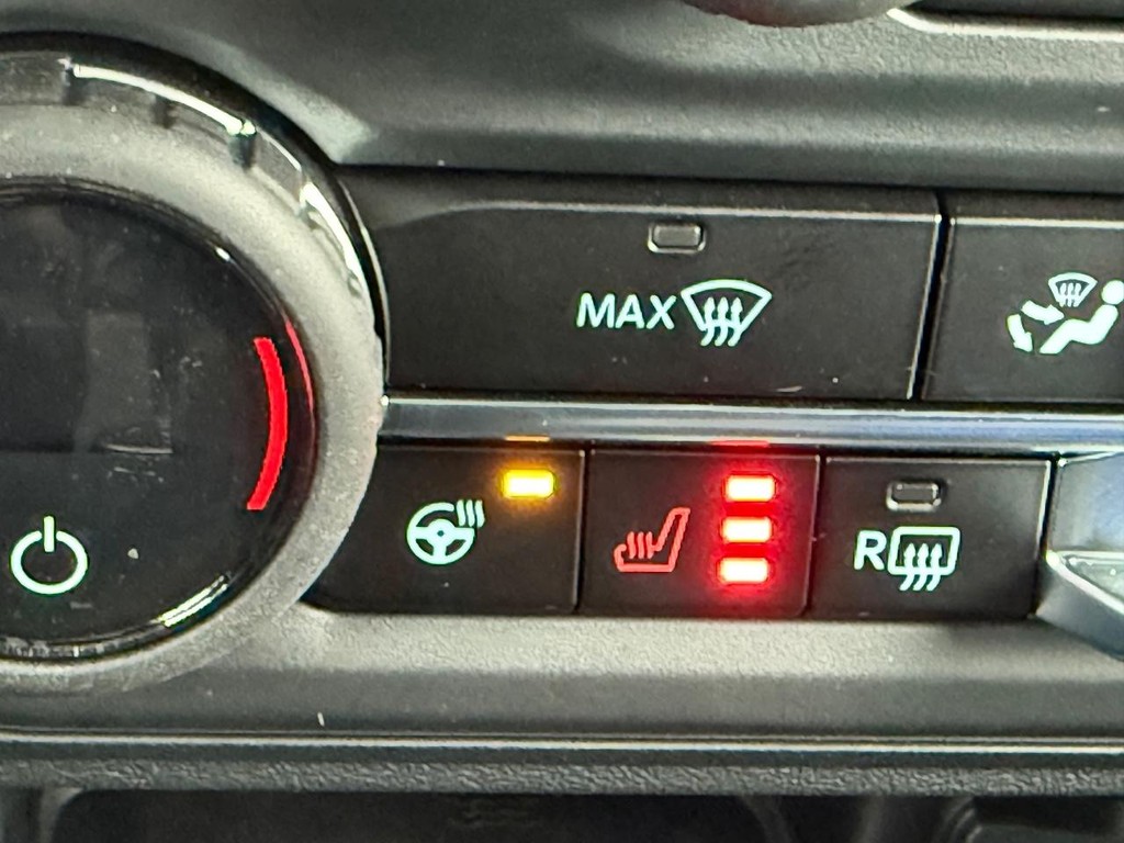 Ford Bronco Vehicle Full-screen Gallery Image 14