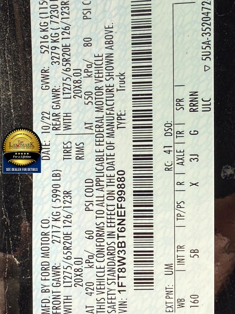 Ford Super Duty F-350 SRW Vehicle Full-screen Gallery Image 5