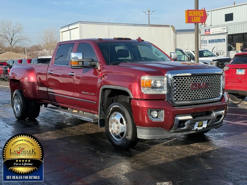 GMC Sierra 3500HD available WiFi Vehicle Full-screen Gallery Image 03