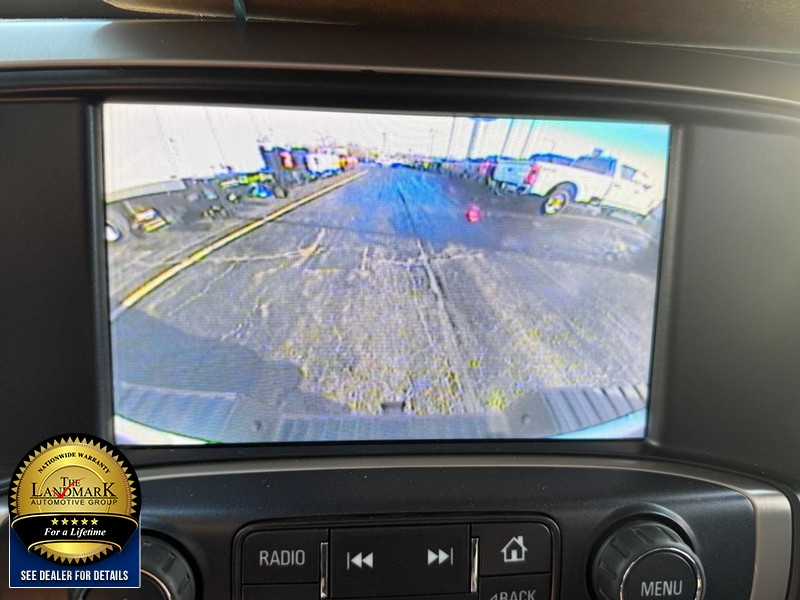 GMC Sierra 3500HD available WiFi Vehicle Full-screen Gallery Image 13