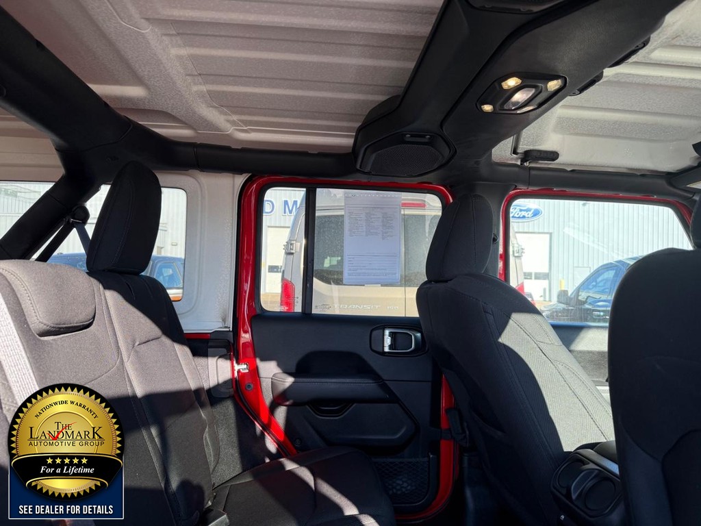 Jeep Wrangler Unlimited Vehicle Full-screen Gallery Image 14