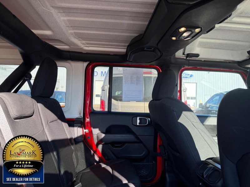 Jeep Wrangler Unlimited Vehicle Full-screen Gallery Image 14