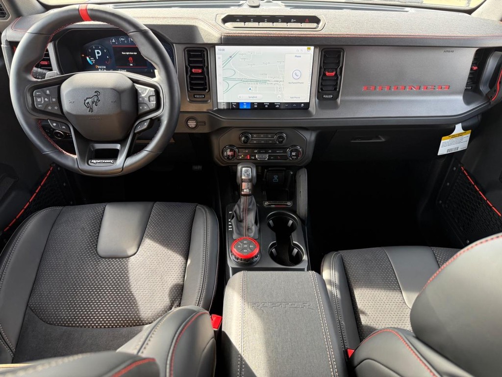 Ford Bronco Vehicle Full-screen Gallery Image 17