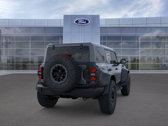 Ford Bronco Vehicle Full-screen Gallery Image 8