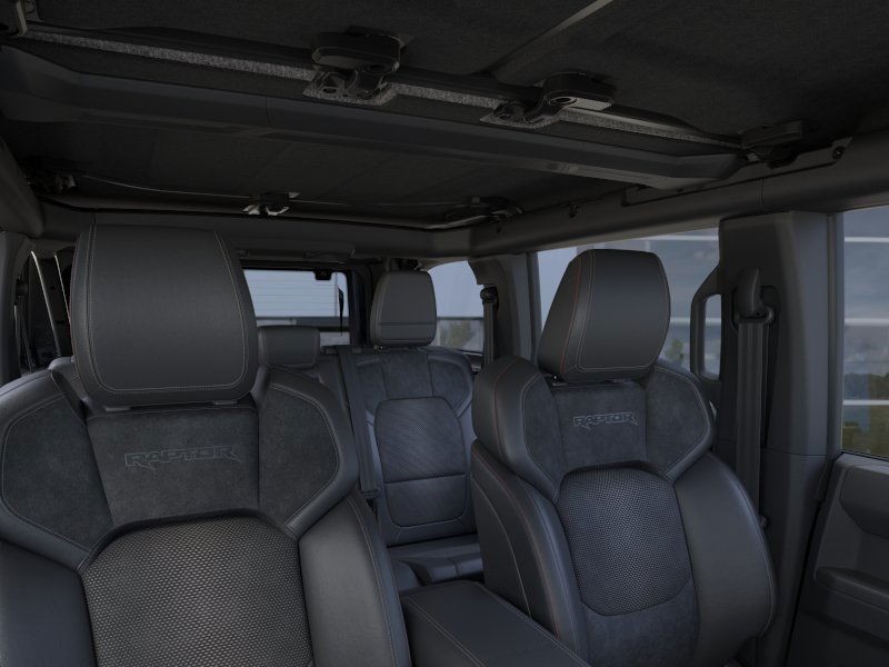 Ford Bronco Vehicle Full-screen Gallery Image 12