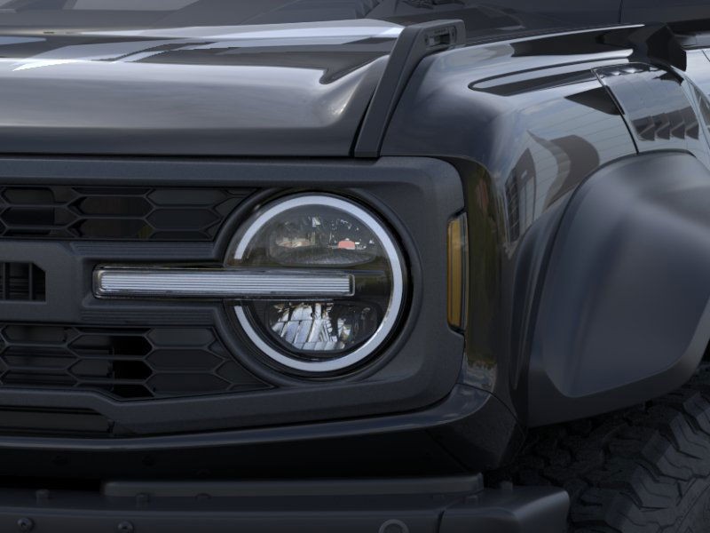 Ford Bronco Vehicle Full-screen Gallery Image 20