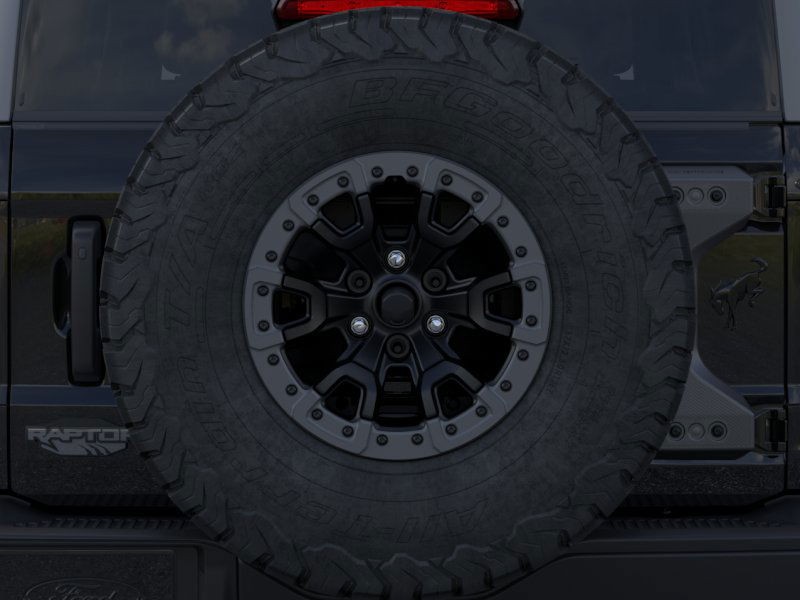 Ford Bronco Vehicle Full-screen Gallery Image 24