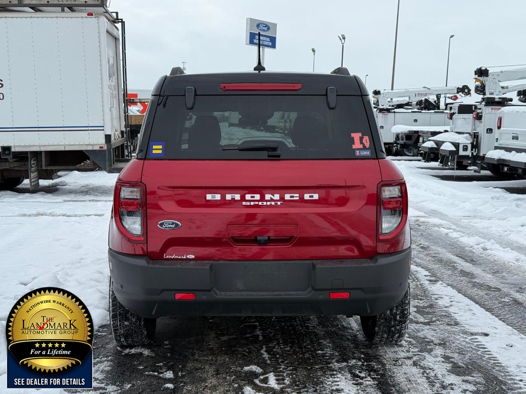 Ford Bronco Sport Vehicle Full-screen Gallery Image 06