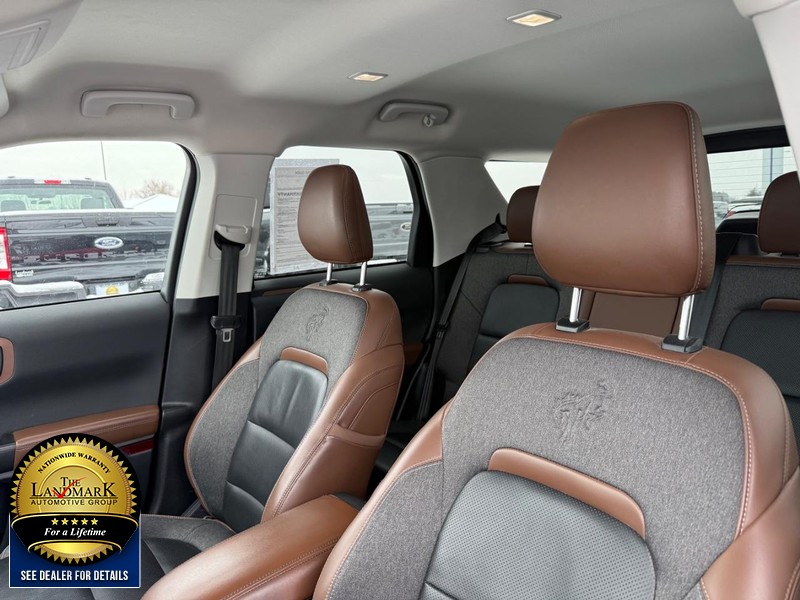 Ford Bronco Sport Vehicle Full-screen Gallery Image 9