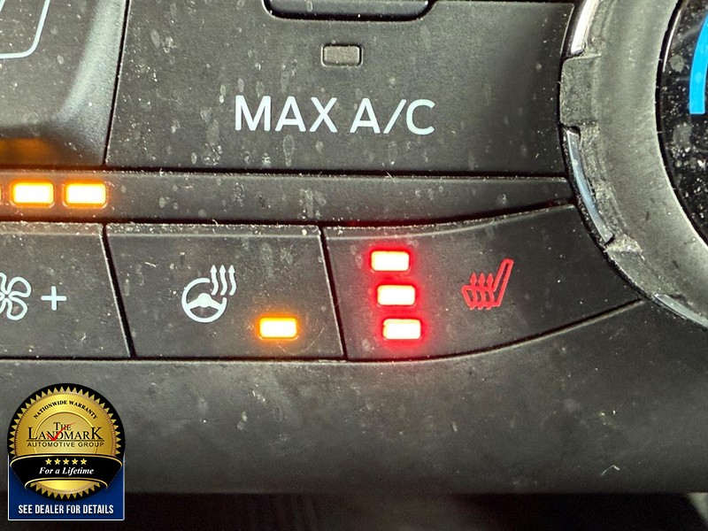 Ford Bronco Sport Vehicle Full-screen Gallery Image 14