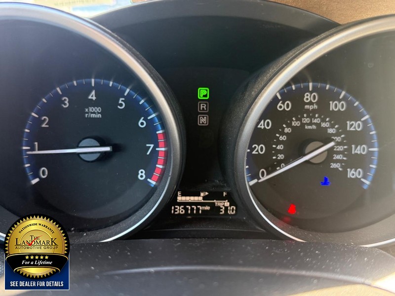 Mazda Mazda3 Sedan Vehicle Full-screen Gallery Image 12