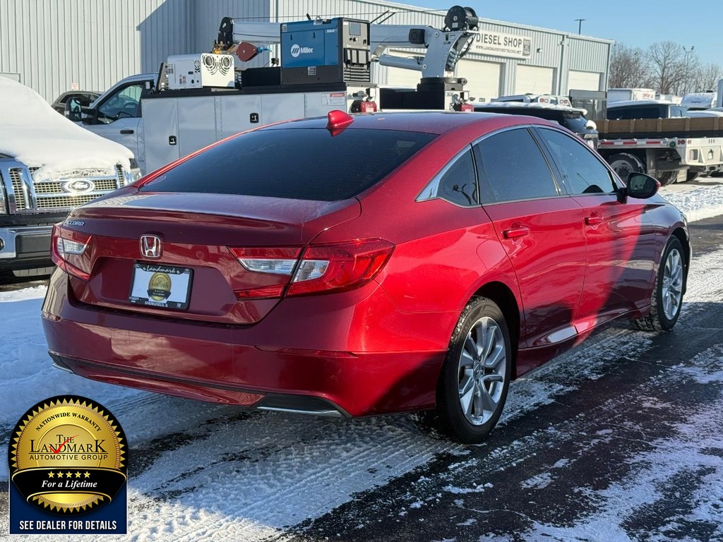 Honda Accord Sedan Vehicle Full-screen Gallery Image 05