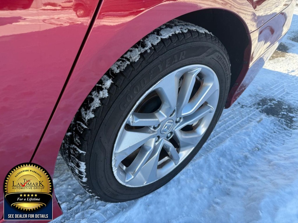 Honda Accord Sedan Vehicle Full-screen Gallery Image 19