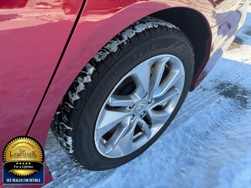 Honda Accord Sedan Vehicle Full-screen Gallery Image 19