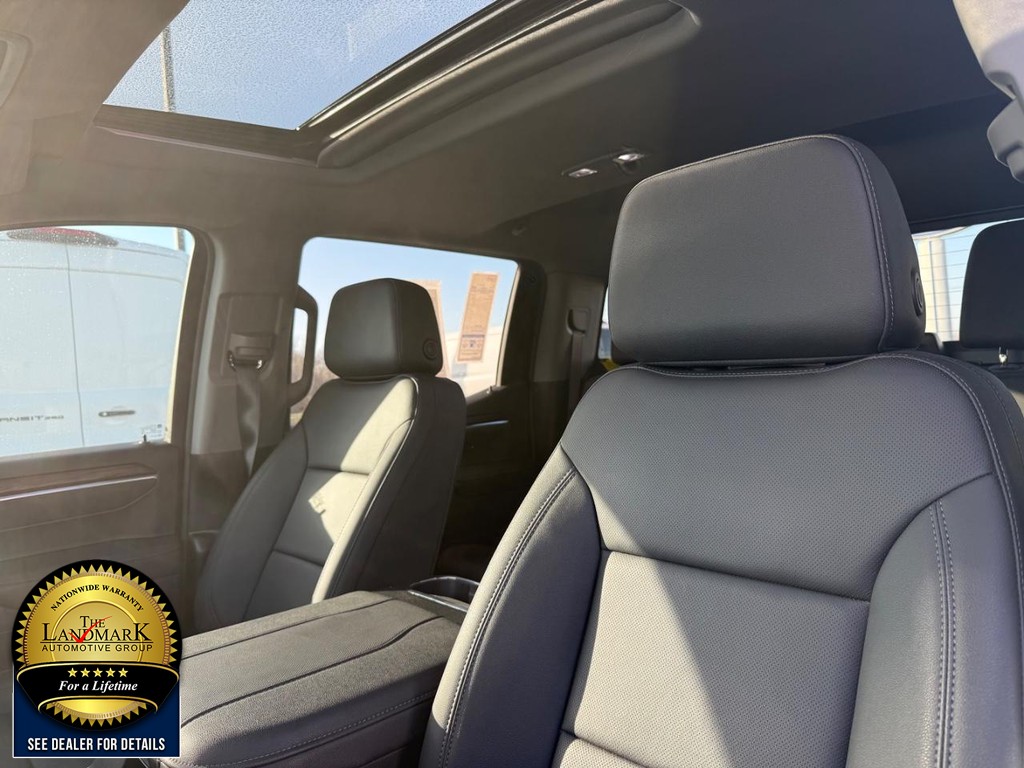 GMC Sierra 1500 Vehicle Full-screen Gallery Image 9