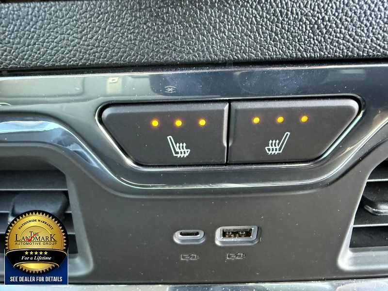 GMC Sierra 1500 Vehicle Full-screen Gallery Image 18