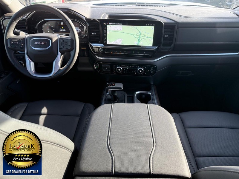 GMC Sierra 1500 Vehicle Full-screen Gallery Image 19