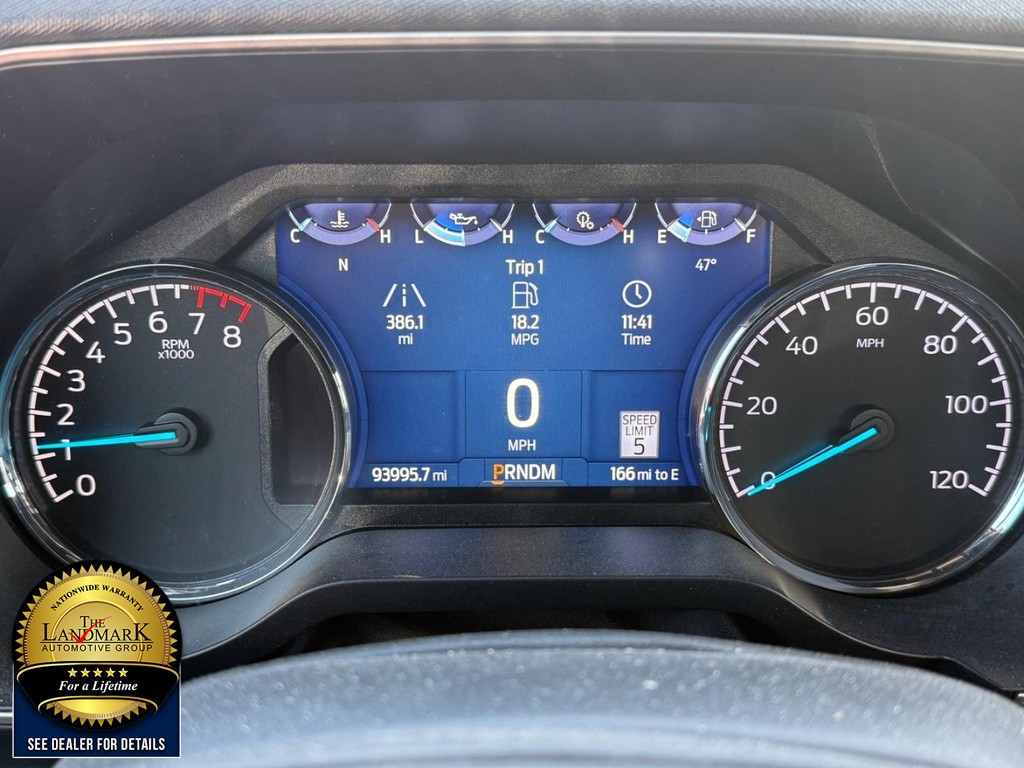 Ford F-150 Vehicle Full-screen Gallery Image 12