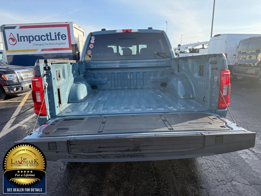 Ford F-150 Vehicle Full-screen Gallery Image 20